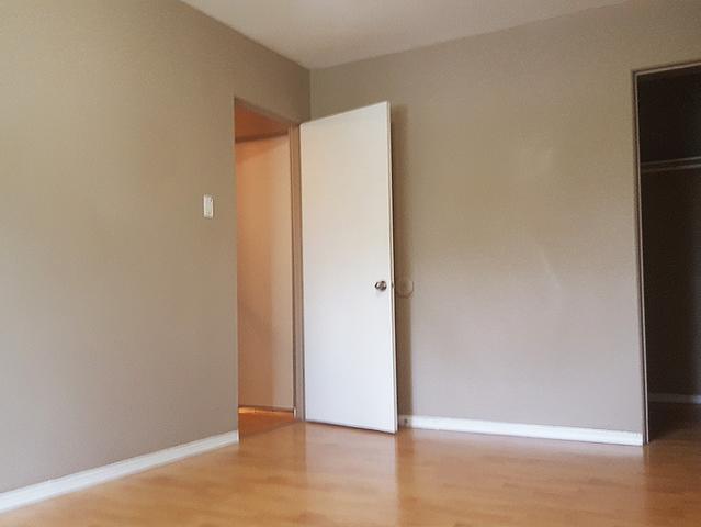 Apartment for rent in Surrey, British Columbia