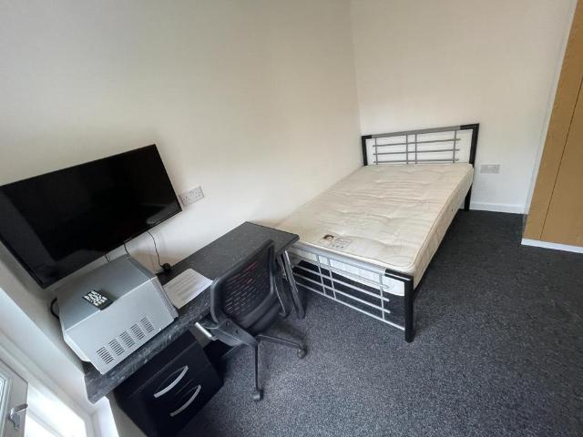Apartment for rent in Highfields, Old Wharf