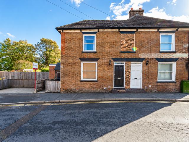 House for rent in Dunstable, Central Bedfordshire