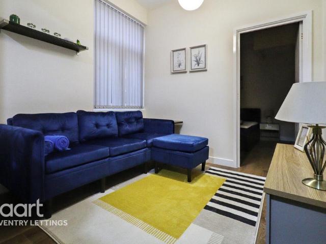 Apartment for rent in Spon End, West Midlands