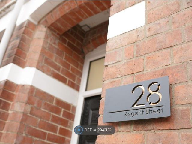 Room for rent in Spon End, West Midlands