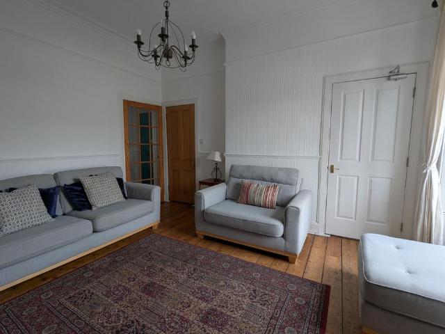 Apartment for rent in Bellfield, Portobello