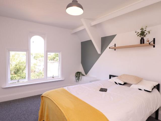 Room for rent in Bare, Lancashire