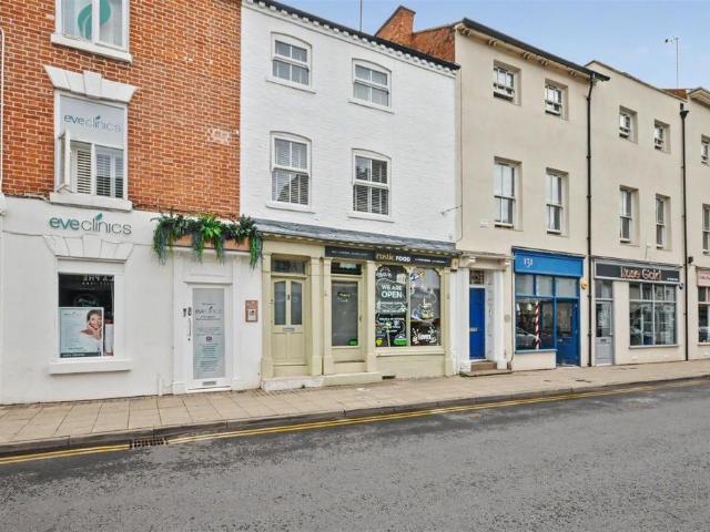 Apartment for rent in Sydenham, Warwick