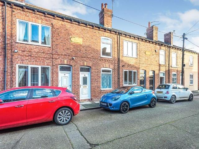 House for rent in Half Acres, Wakefield