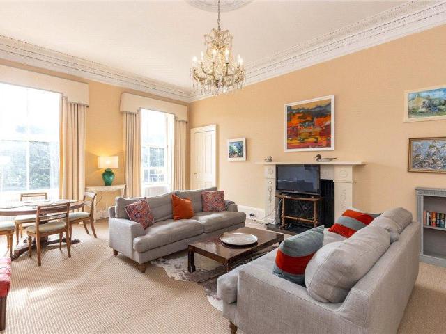 Apartment for rent in Broughton, Scotland