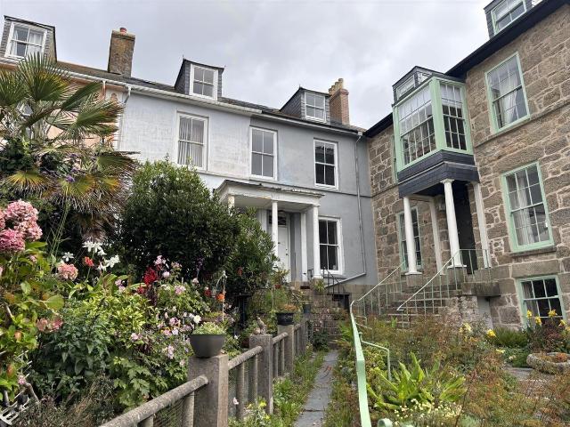 Studio for rent in Newlyn, Penzance