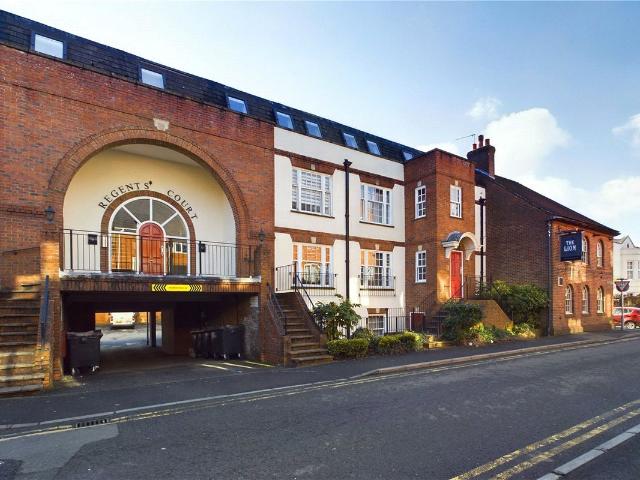 Apartment for rent in Enborne, West Berkshire