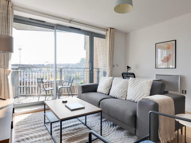 Apartment for rent in Chalk Farm, Cat Hill