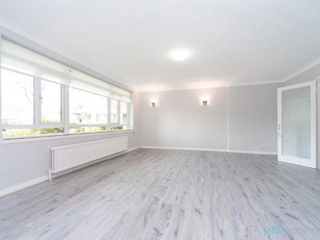 Apartment for rent in Church End, Greater London