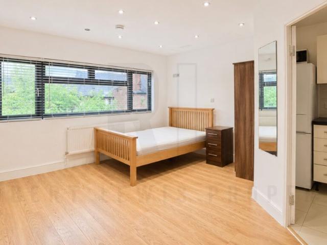 Studio for rent in Church End, Greater London
