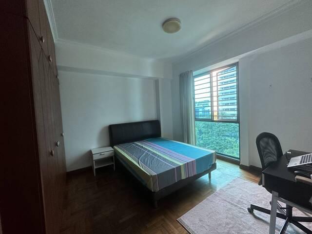 Room for rent in Hougang