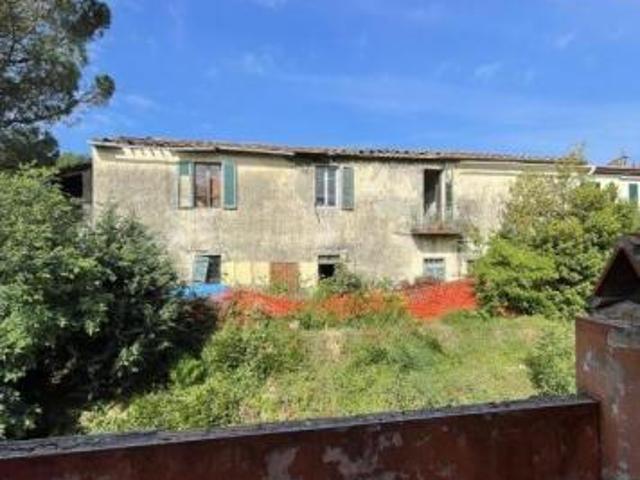 Villa Indipendente in vendita a Unione di Comuni Valdarno e Valdisieve, Reggello