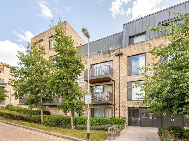 Apartment for rent in West Finchley, Greater London