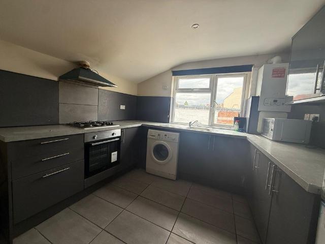 House for rent in London Borough of Ealing, Greater London