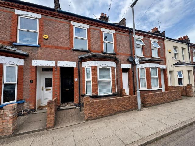 House for rent in Spring Park, Luton