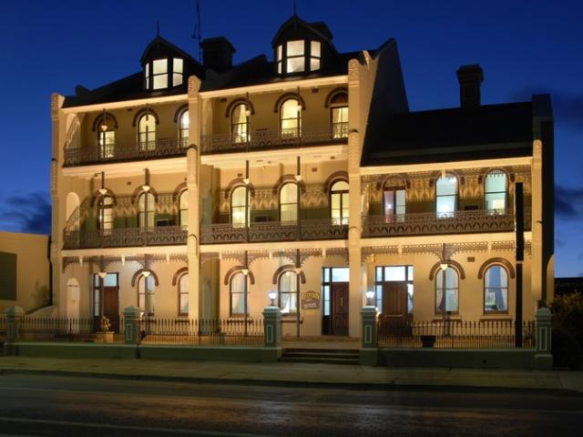 Townhouse for sale in Goulburn