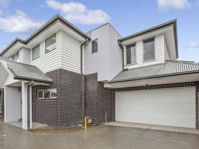 Townhouse for rent in Braybrook, Victoria