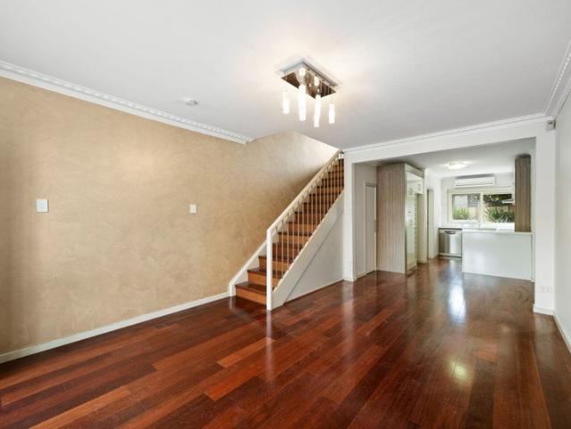 Townhouse for rent in Yarraville, Melbourne