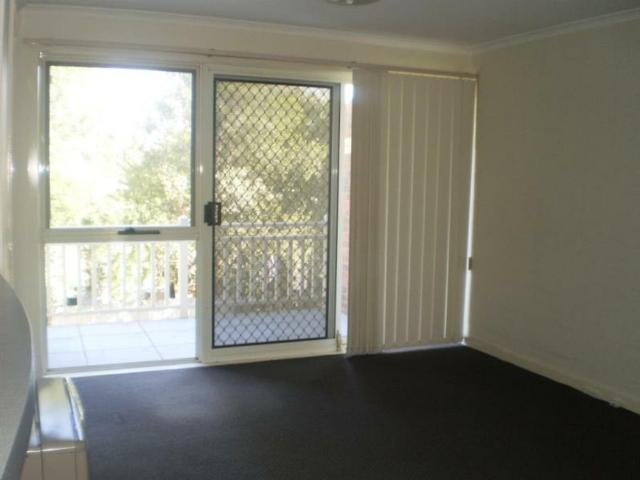 Townhouse for rent in Camerons Creek, Victoria