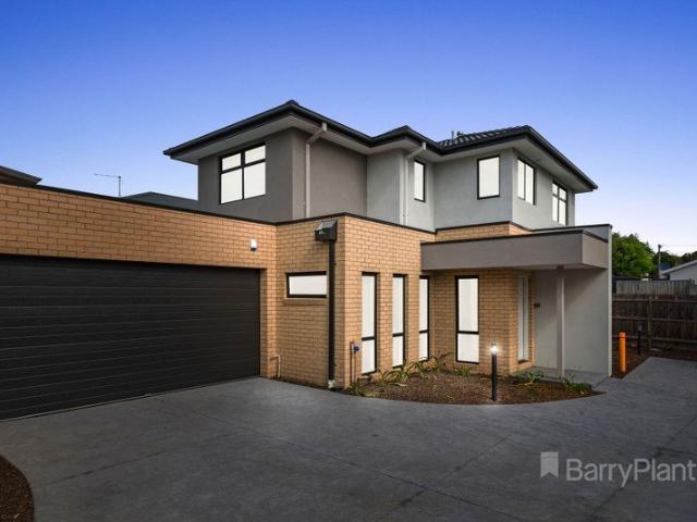 Townhouse for rent in Camerons Creek, Victoria