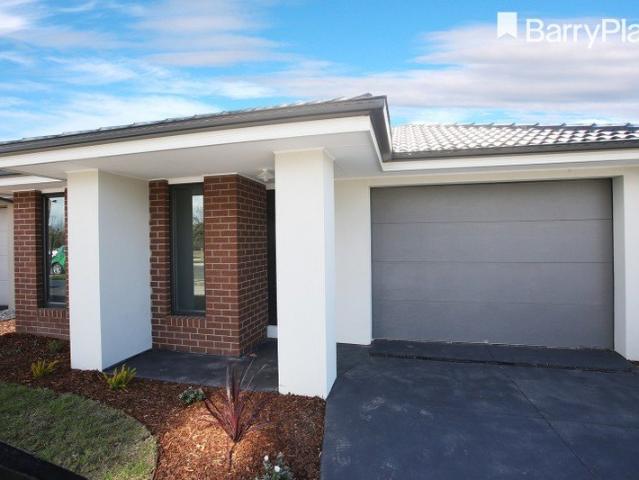 House for rent in Belmond on Clyde, Melbourne