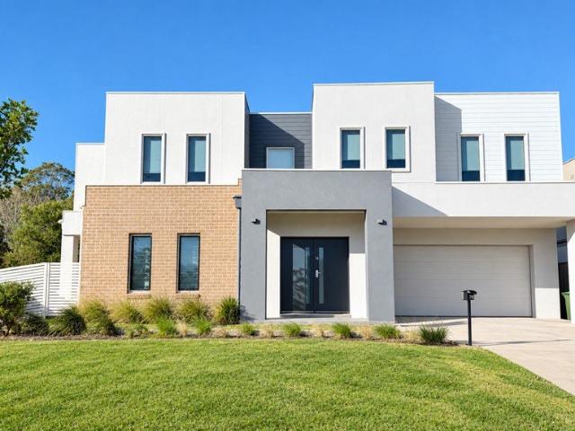 Townhouse for rent in Charlestown, Newcastle-Maitland