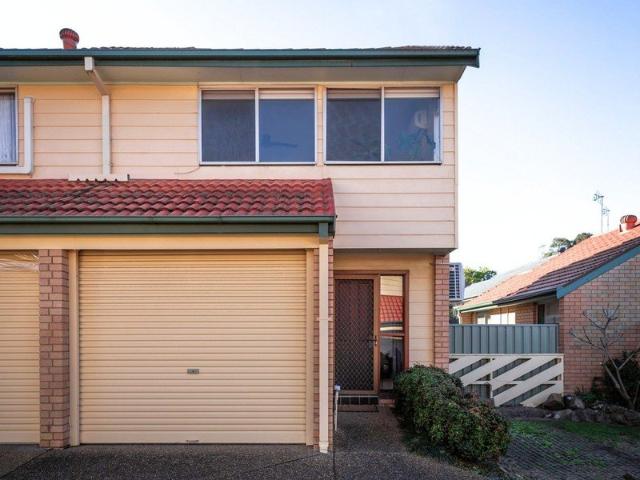 Apartment for rent in Speers Point, Newcastle-Maitland