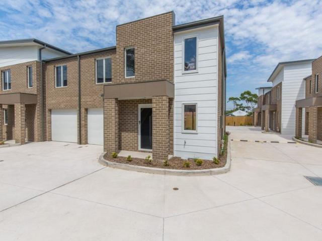 Townhouse for rent in Newcastle, Newcastle-Maitland