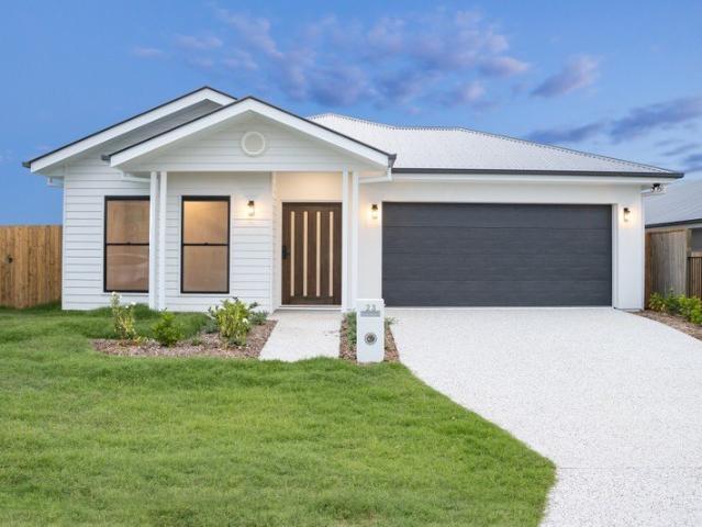 Cottage for sale in Beaudesert, Queensland