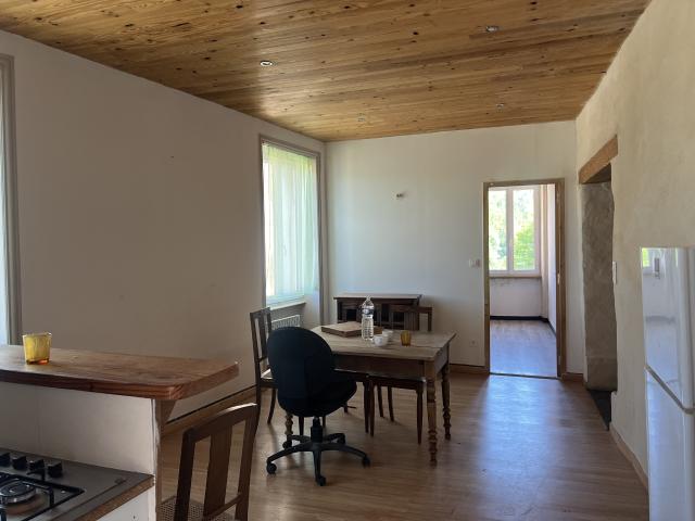 Appartement vente à Roanne, Regny
