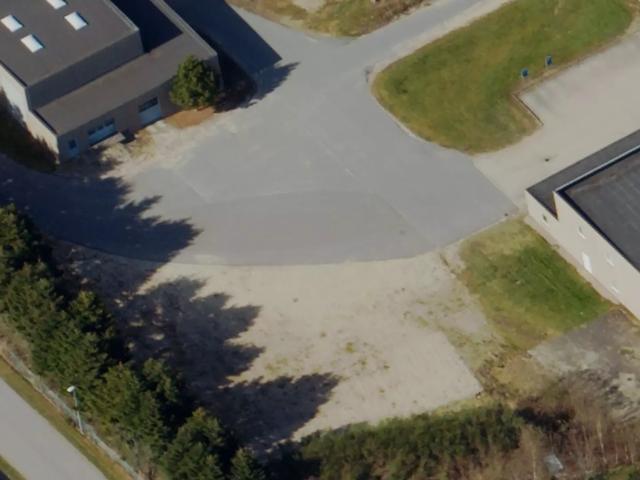 Erhvervsejendom til leje i Brande, Århus