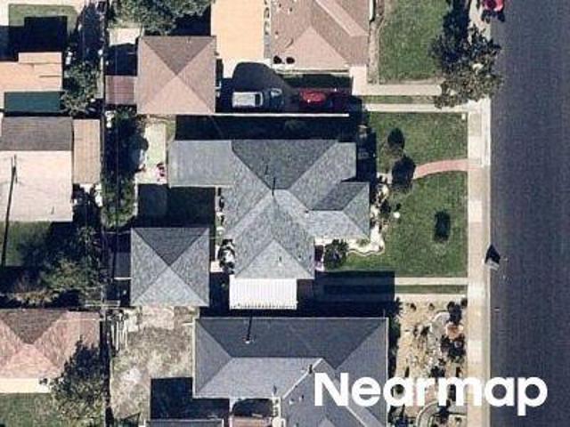 House for sale in Long Beach, California