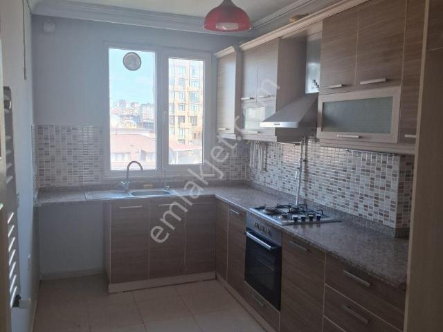 Ümraniye, İstanbul içerisinde kiralık mülk