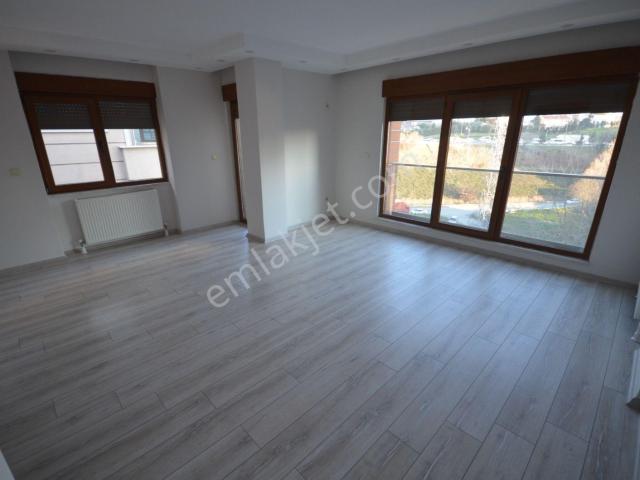 Site Mahallesi, Ümraniye içerisinde kiralık mülk