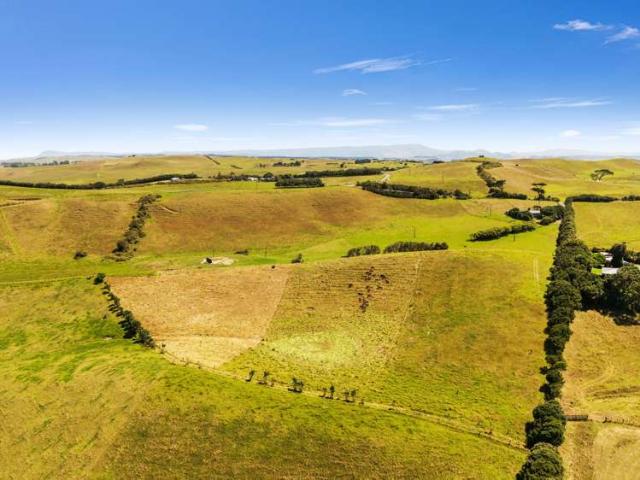Property for sale in Baylys Beach, Northland