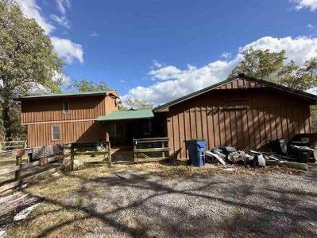 House for sale in Fort Gibson, Oklahoma
