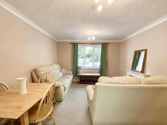 House for sale in Red Hill, Surrey