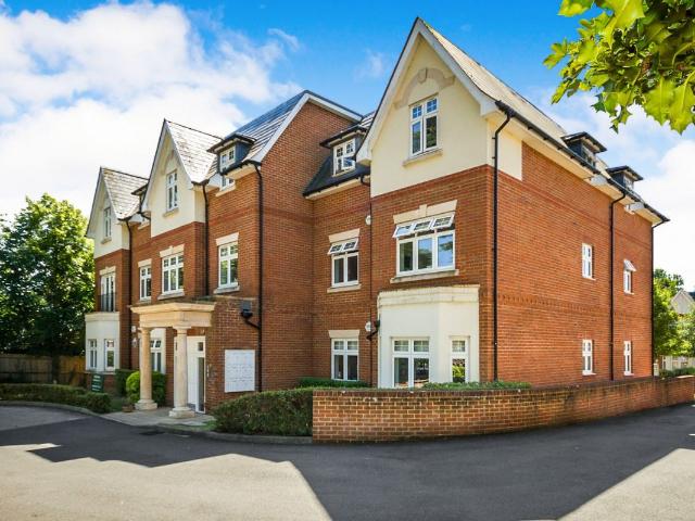 Apartment for rent in Reigate, Reigate and Banstead