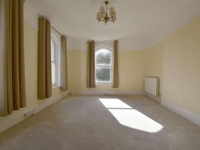 Apartment for rent in Reigate, Reigate and Banstead