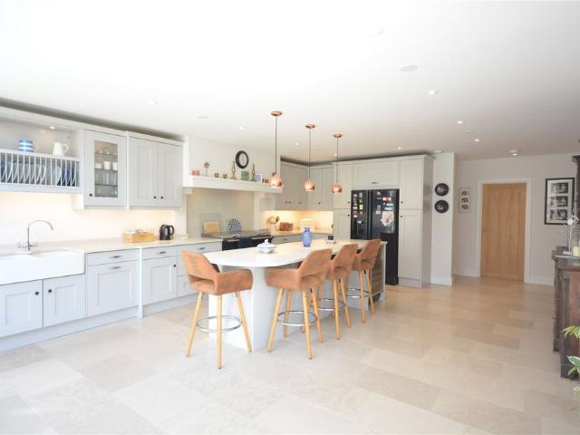 Room for rent in Ewell, Surrey
