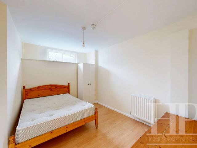 House for rent in Red Hill, Surrey