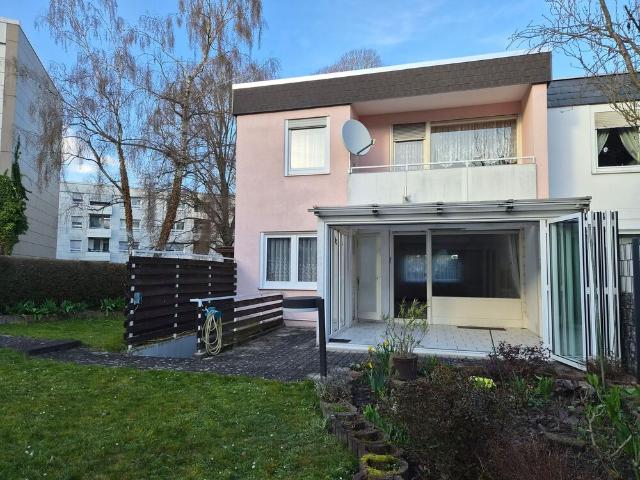 Haus kaufen in Schwalbach, Hessen