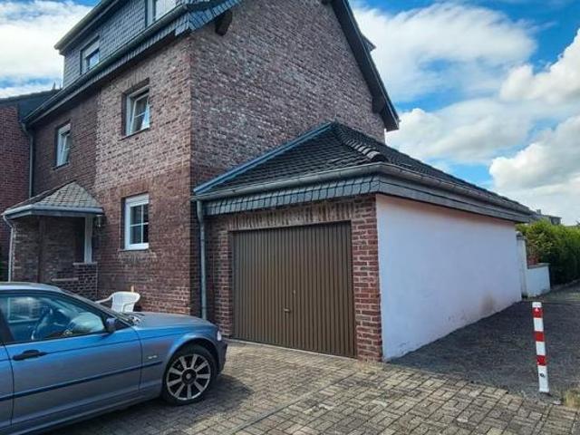 Haus kaufen in Neukirchen-Vluyn, Nordrhein-Westfalen