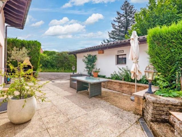 Haus kaufen in Trélex, Waadt