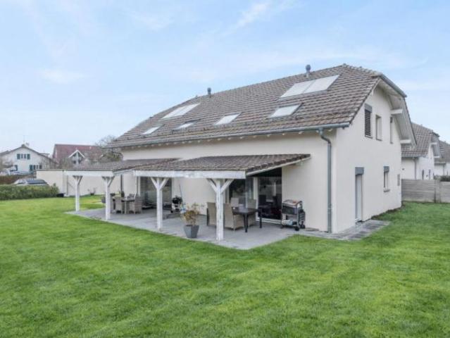 Haus kaufen in Grandcour, Waadt
