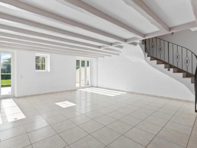 Haus mieten in Gilly, Waadt