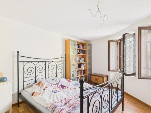 Haus kaufen in Novaggio, Tessin