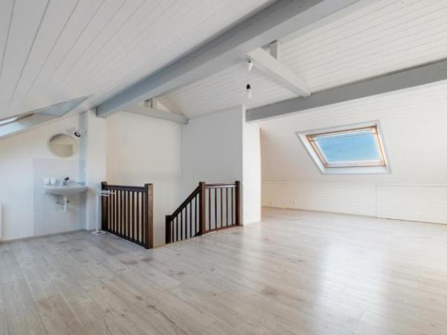Haus kaufen in Crassier, Waadt