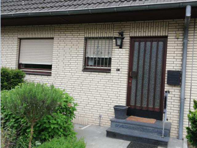 Haus kaufen in Holzheim, Neuss